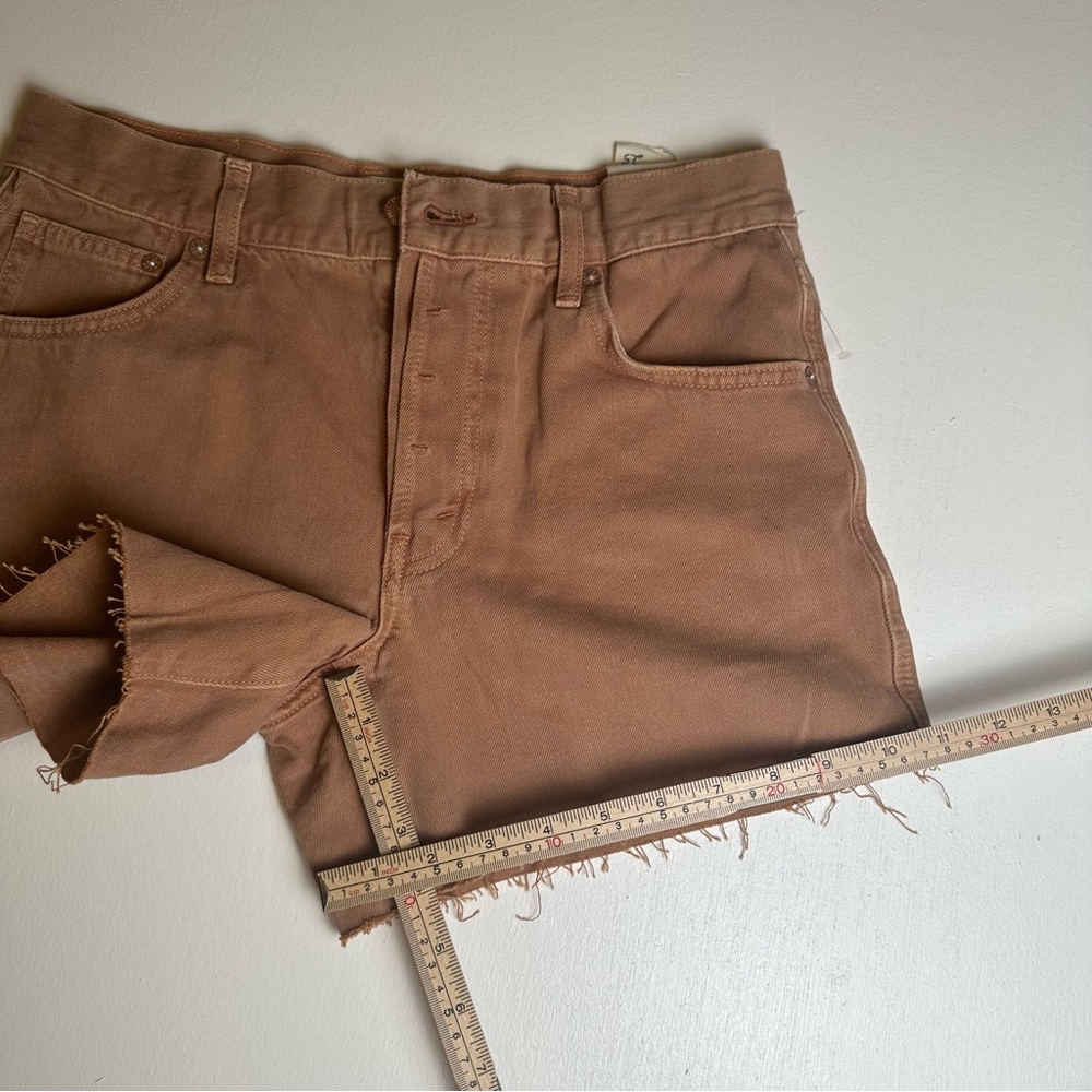 Free People We the Free Shorts Beige Tan‎ Cream Color Women’s Size 25 NWT - Picture 5 of 6
